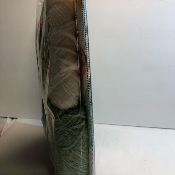 Vintage Needle Treasures Butterfly Bouquet Needlepoint Kit Pillow Flowers - Picture 5 of 6